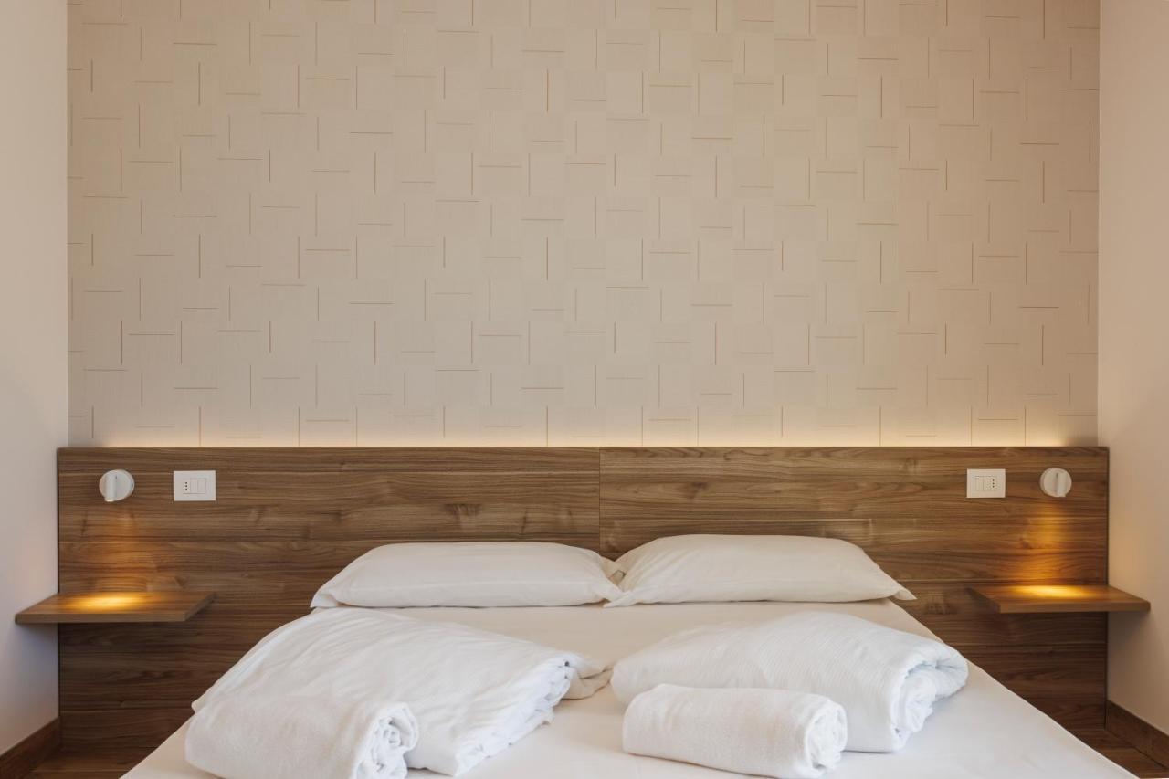 Lake Side Suites Riva del Garda Dış mekan fotoğraf